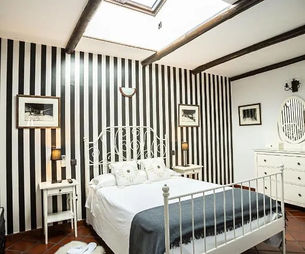 Versatil * Zarza De Granadilla